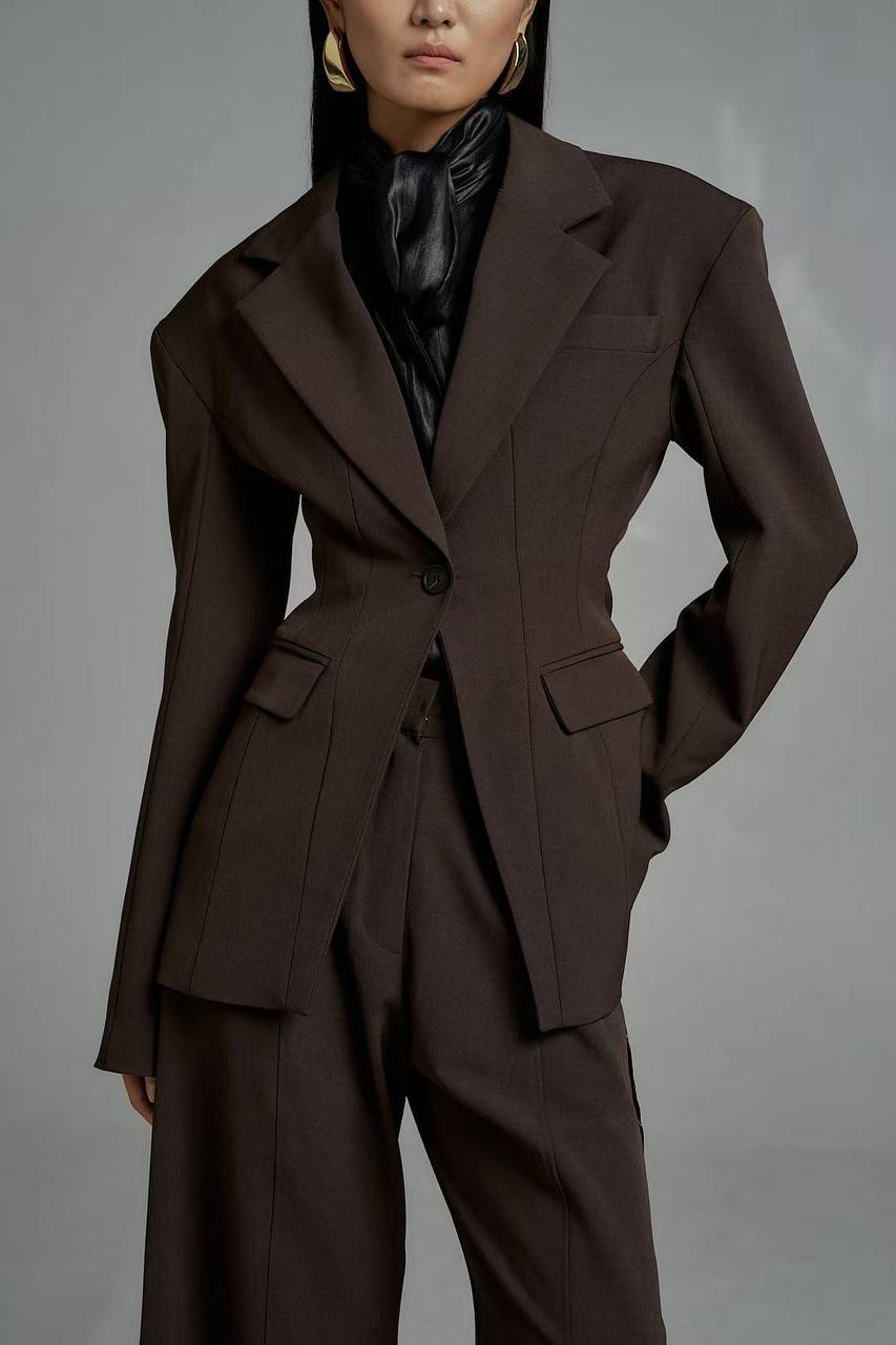 Приталений Блейзер