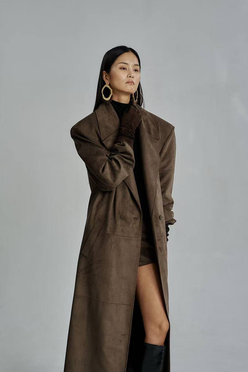 Пальто кольору капучино 