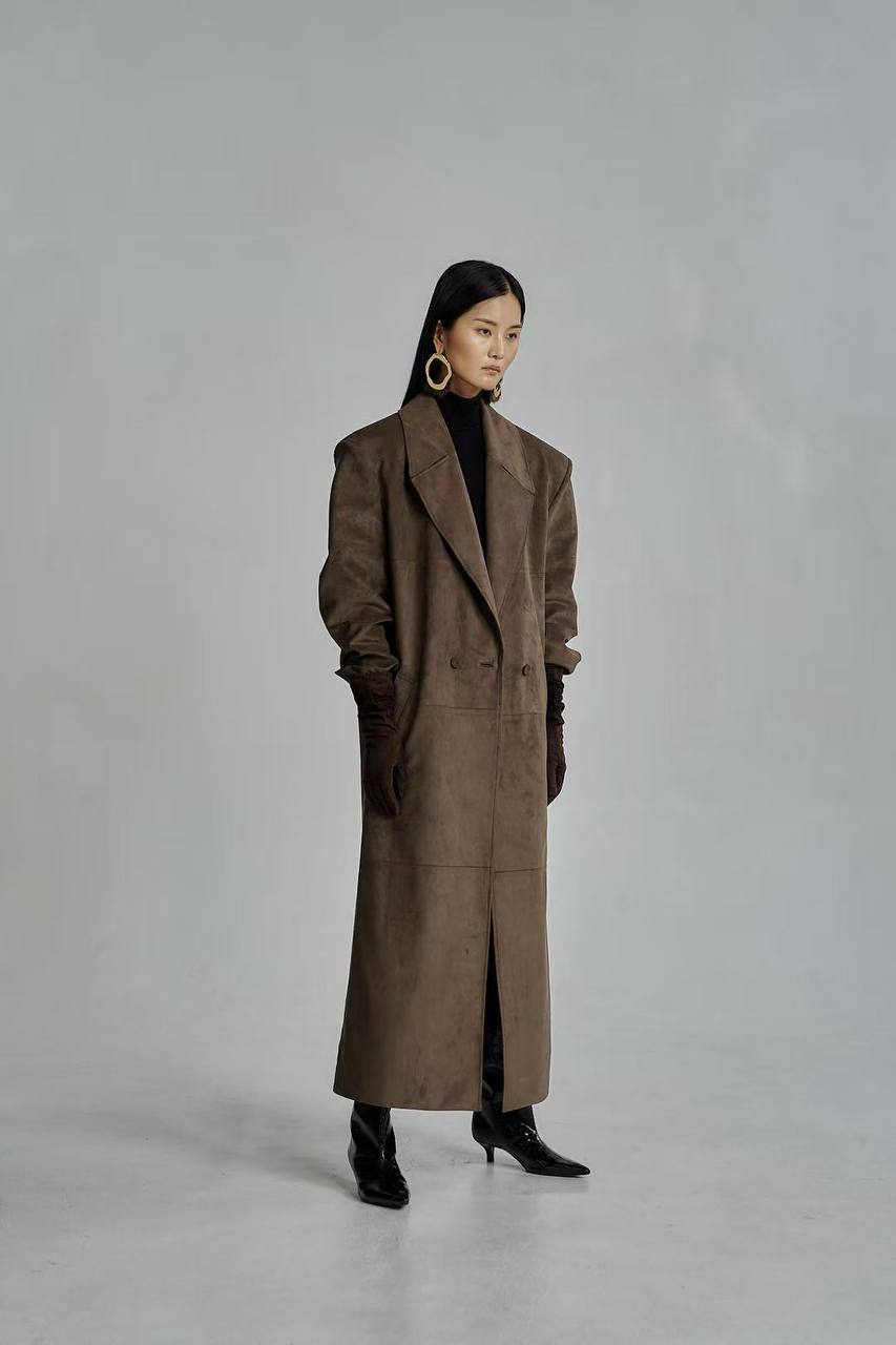 Пальто кольору капучино 