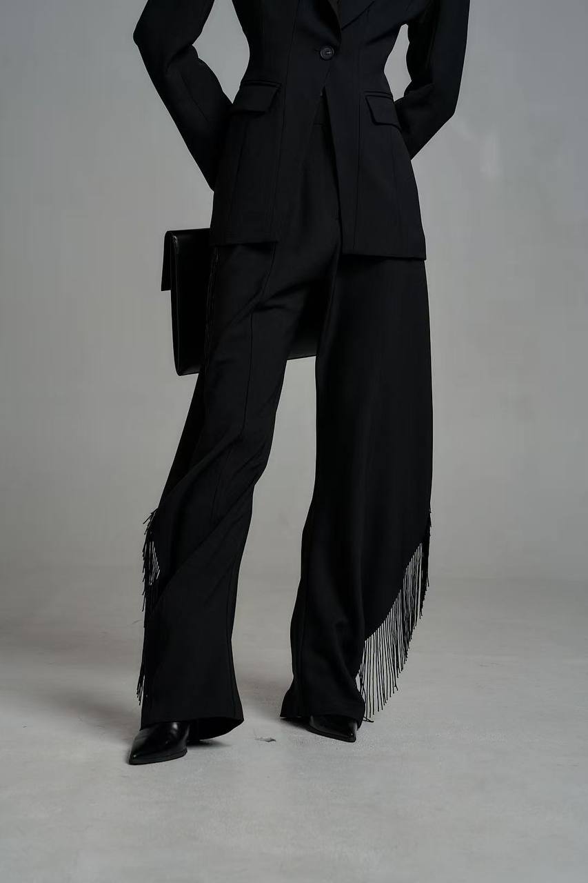 Декоровані чорним бісером брюки