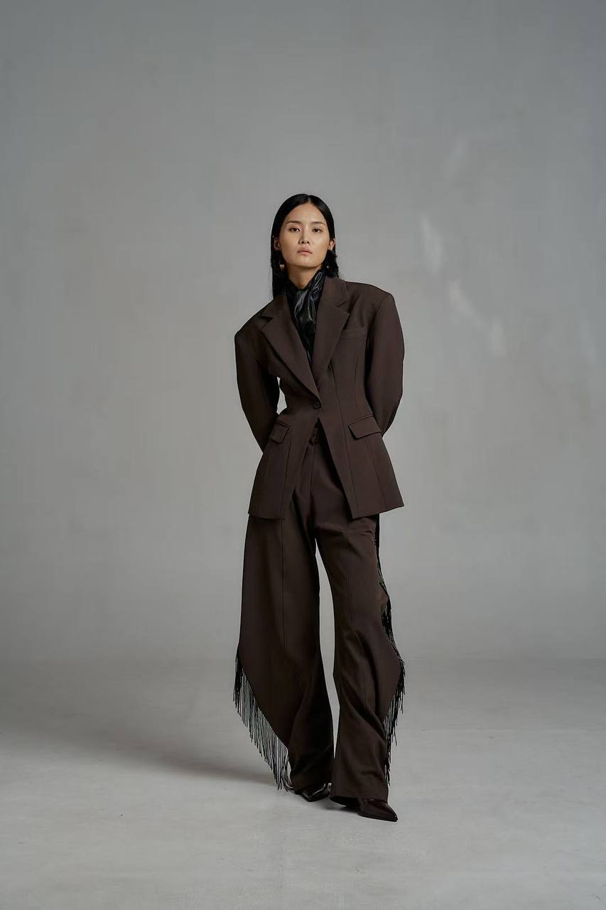 Приталений Блейзер