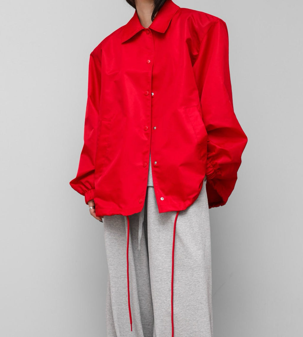 Куртка трендового кольору 