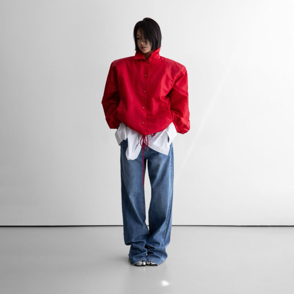 Куртка трендового кольору 