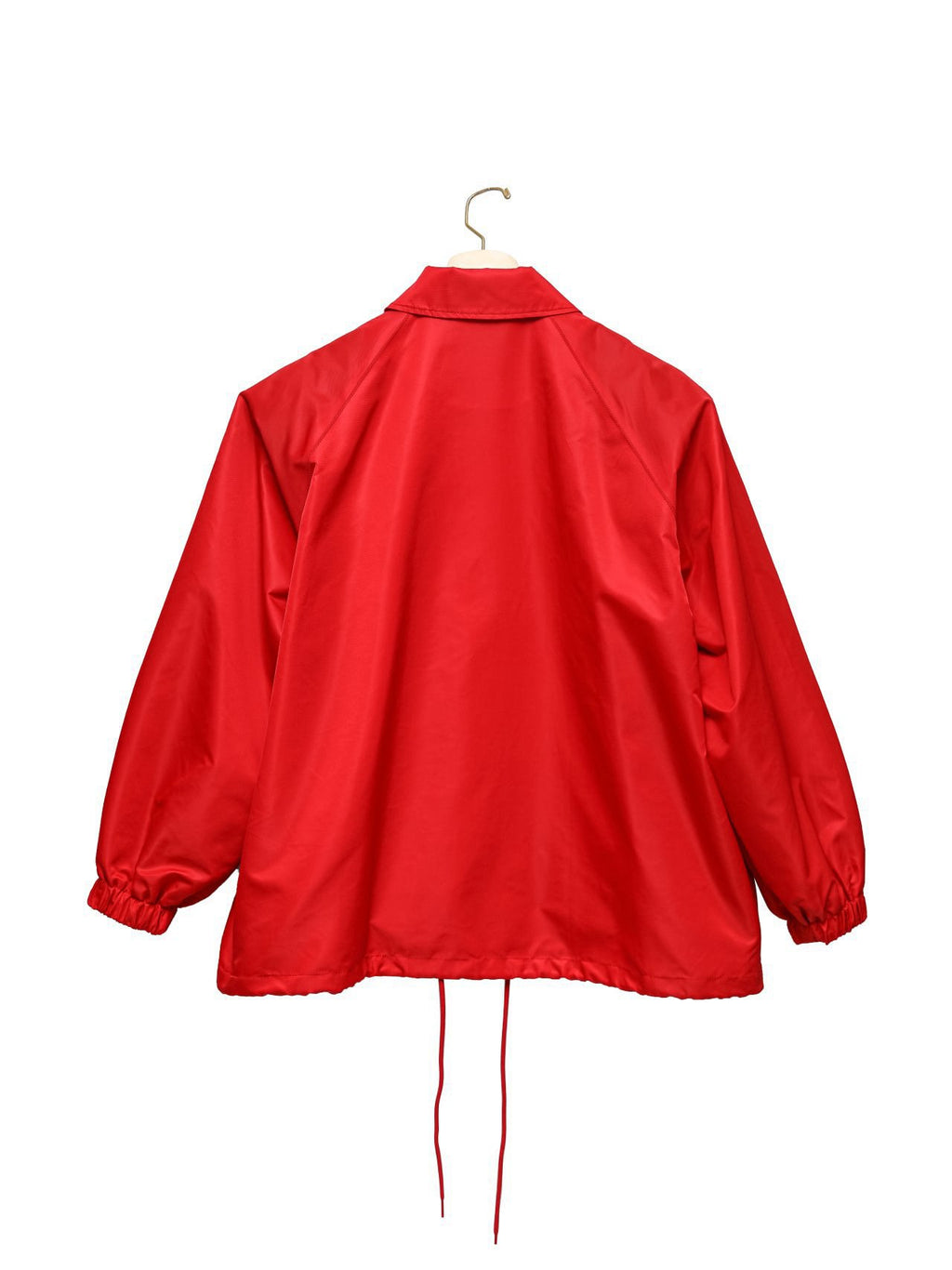 Куртка трендового кольору 