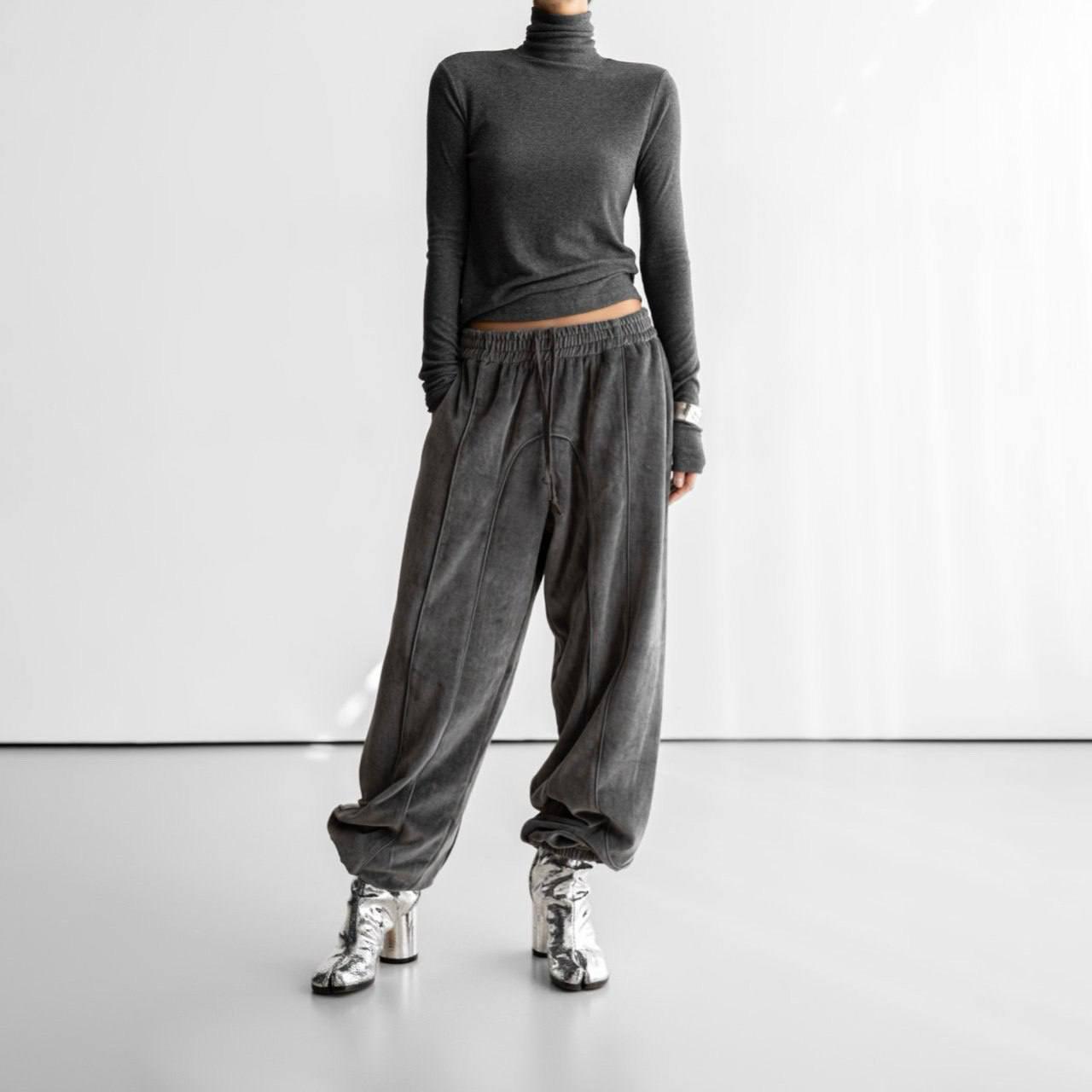 Широкі штани з м'якої графітової тканини